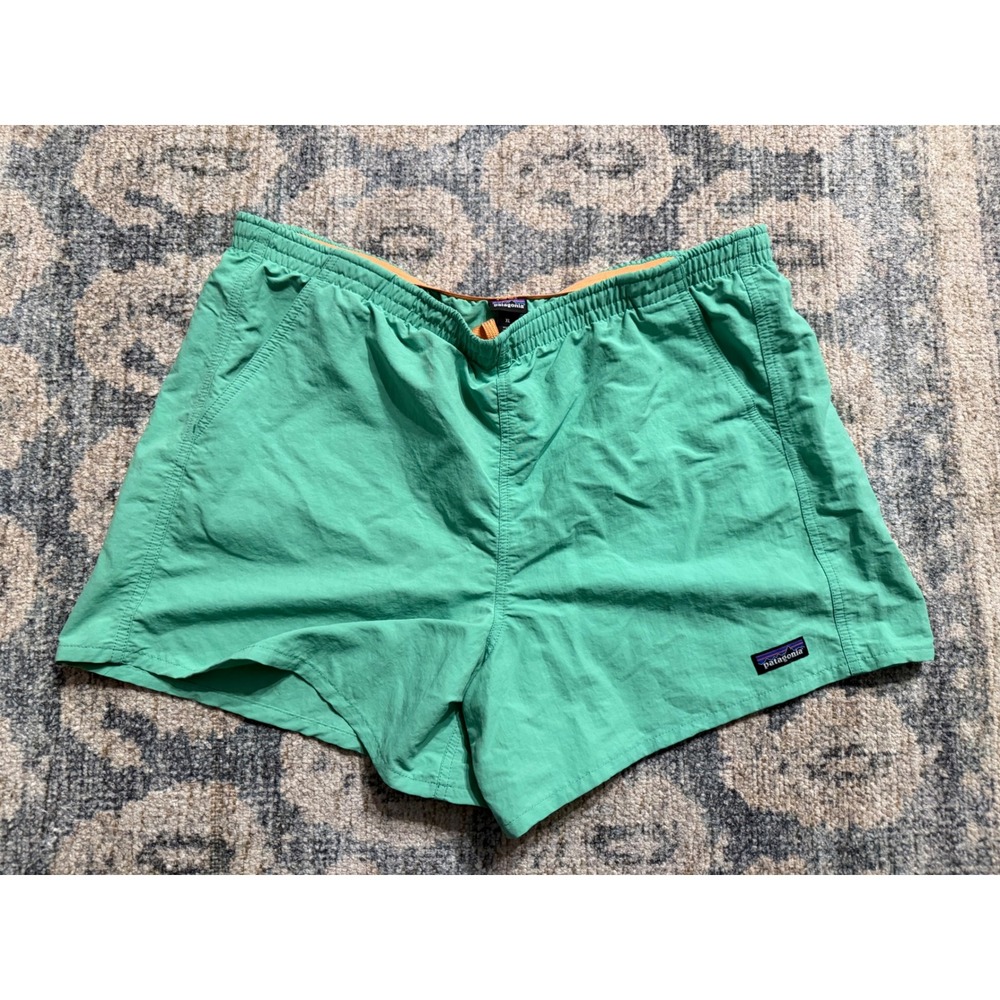 Patagonia Baggies Size XL Excellent Condition